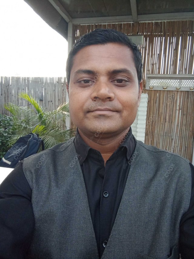 Chef from COOX at bookings. Professional cooks chefs at home