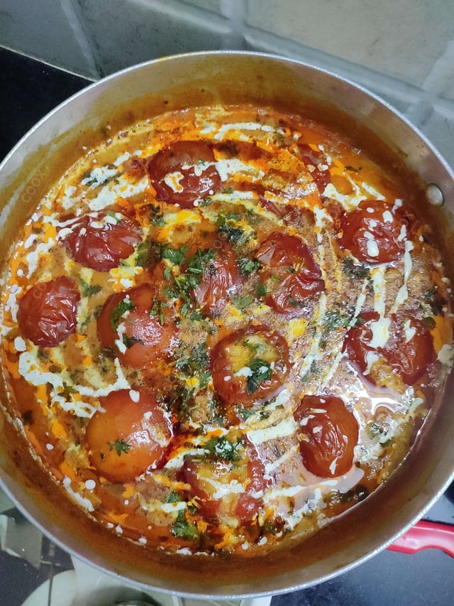 Tasty Stuffed Tomatoes cooked by COOX chefs cooks during occasions parties events at home