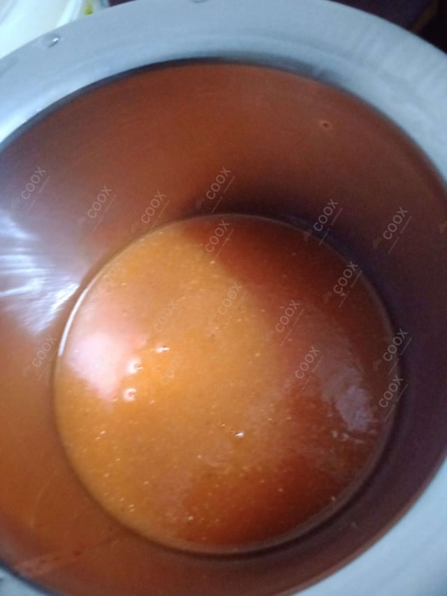 Delicious Tomato Basil Soup prepared by COOX