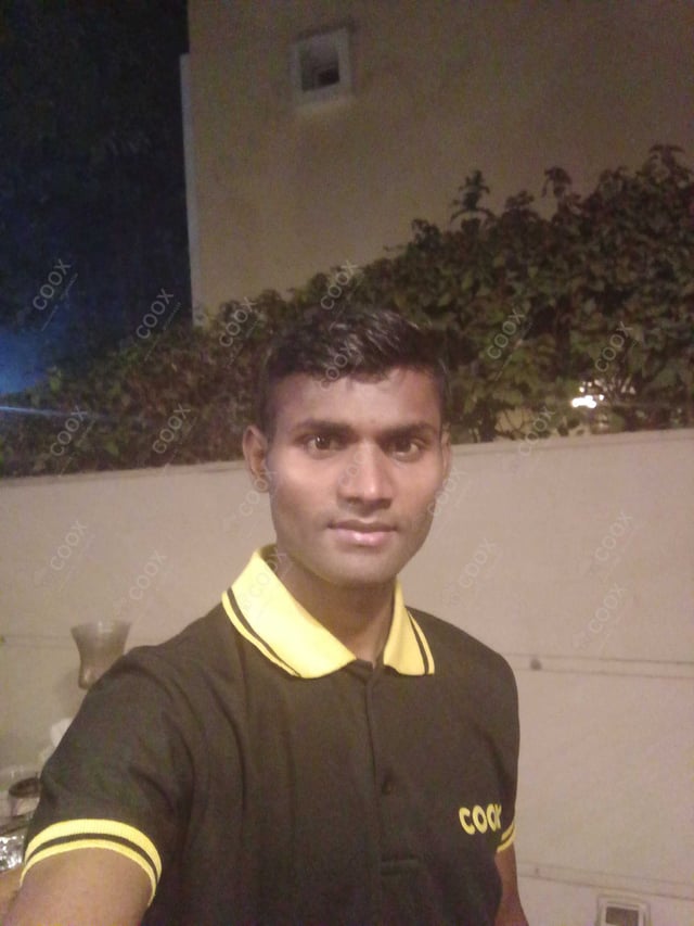 Chef from COOX at bookings. Professional cooks chefs at home