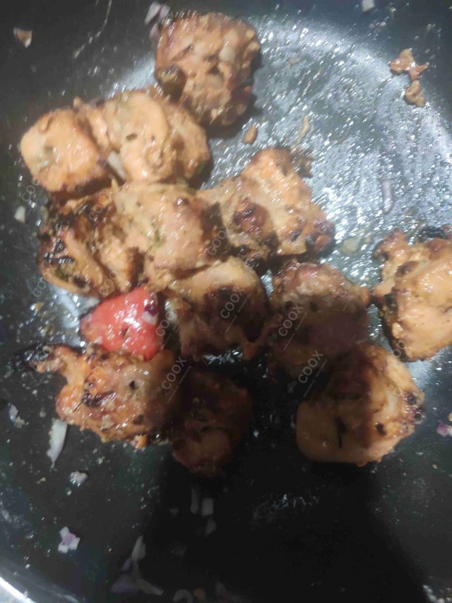 Tasty Murgh Malai Tikka cooked by COOX chefs cooks during occasions parties events at home