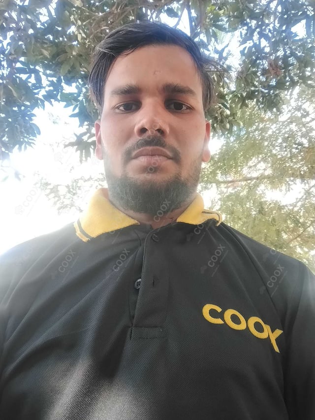 Chef from COOX at bookings. Professional cooks chefs at home