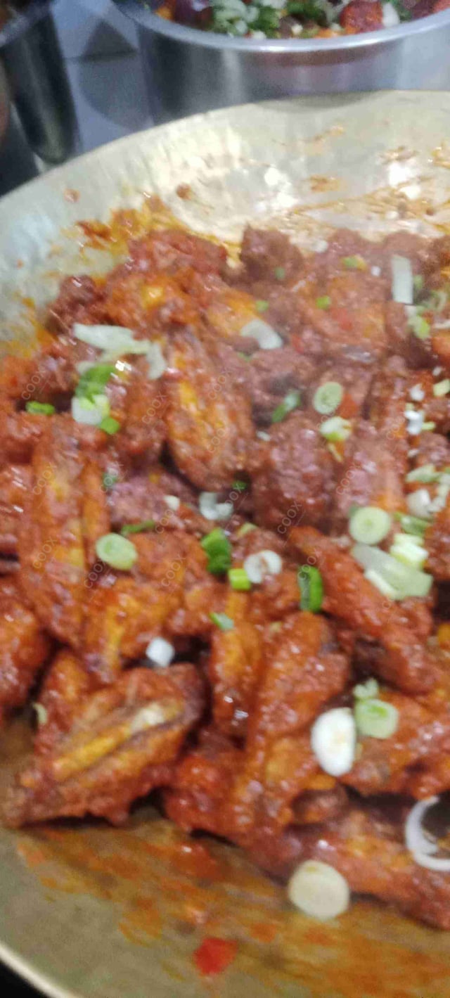 Tasty Chicken Wings cooked by COOX chefs cooks during occasions parties events at home