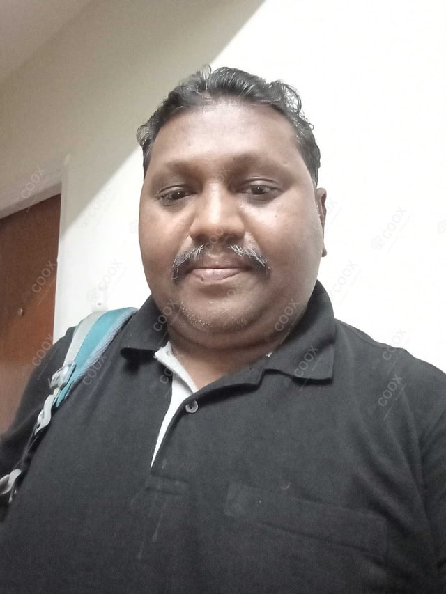 Chef from COOX at bookings. Professional cooks chefs at home