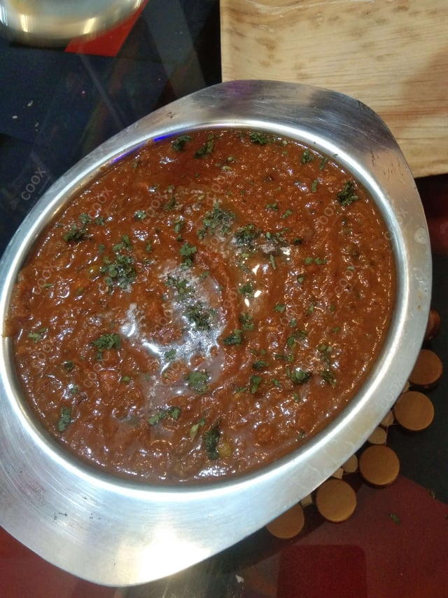 Tasty Pav Bhaji cooked by COOX chefs cooks during occasions parties events at home
