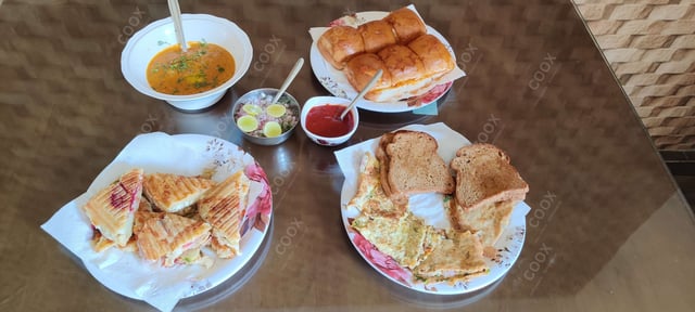 Tasty Omelette cooked by COOX chefs cooks during occasions parties events at home