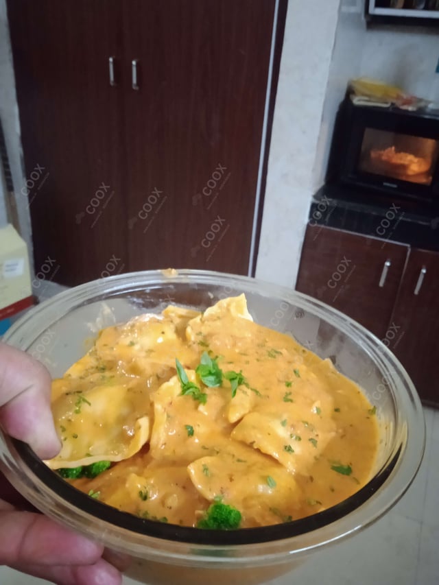 Tasty Chicken Ravioli cooked by COOX chefs cooks during occasions parties events at home