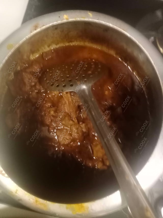 Tasty Mutton Korma cooked by COOX chefs cooks during occasions parties events at home