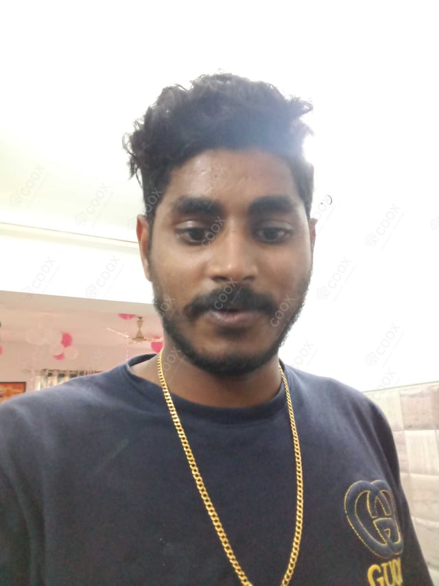 Chef from COOX at bookings. Professional cooks chefs at home