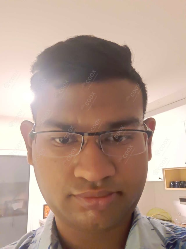 Chef from COOX at bookings. Professional cooks chefs at home