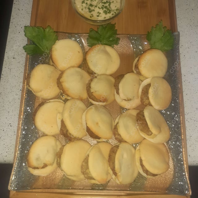 Tasty Falafel Pockets cooked by COOX chefs cooks during occasions parties events at home