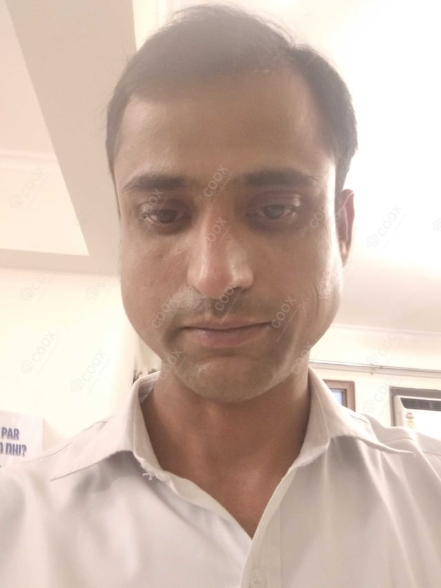 Chef from COOX at bookings. Professional cooks chefs at home