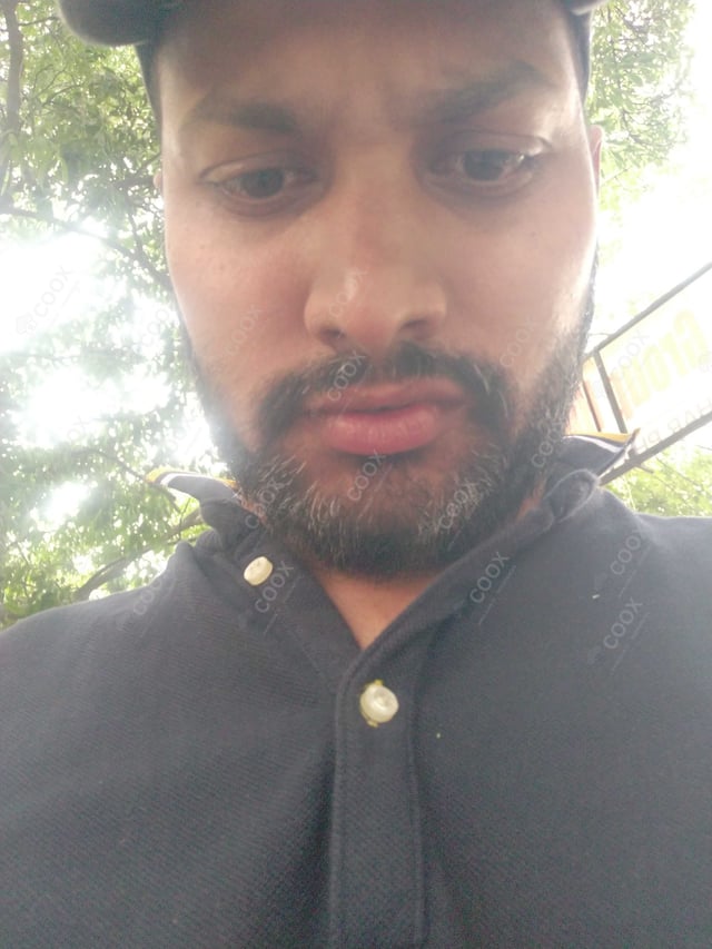 Chef from COOX at bookings. Professional cooks chefs at home