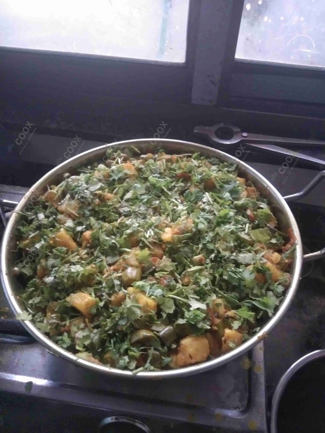 Tasty Aloo Parwal cooked by COOX chefs cooks during occasions parties events at home