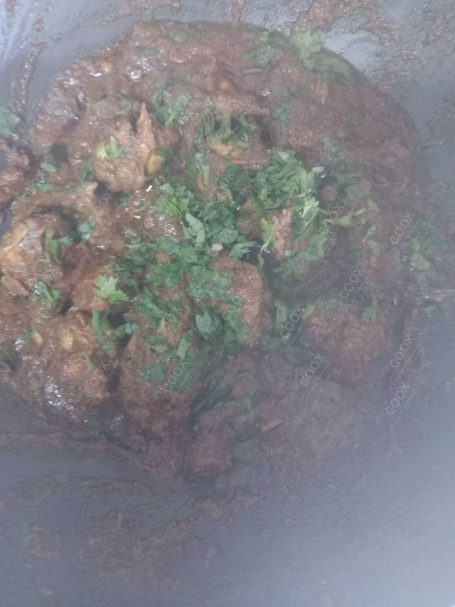 Tasty Chettinad Chicken cooked by COOX chefs cooks during occasions parties events at home