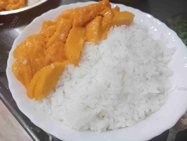 Delicious Sticky Rice prepared by COOX