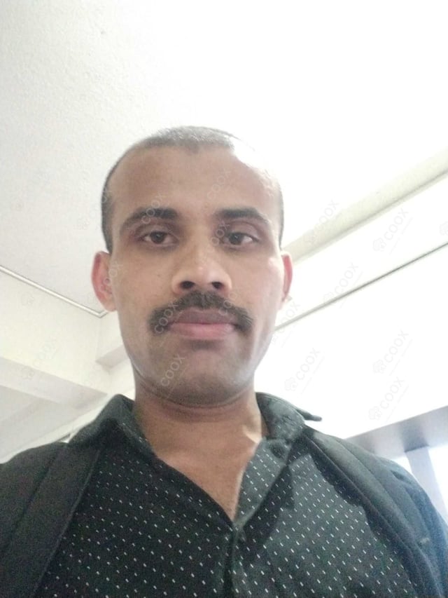 Chef from COOX at bookings. Professional cooks chefs at home