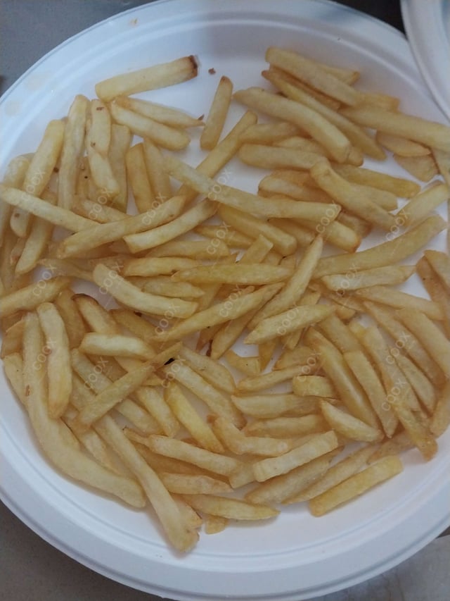 Tasty Peri Peri Fries cooked by COOX chefs cooks during occasions parties events at home