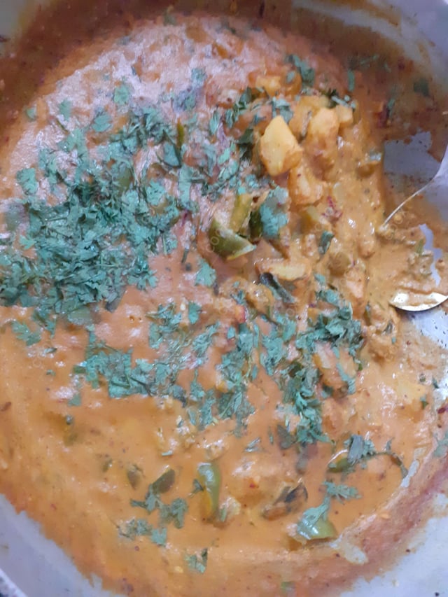 Tasty Aloo Shimla Mirch cooked by COOX chefs cooks during occasions parties events at home