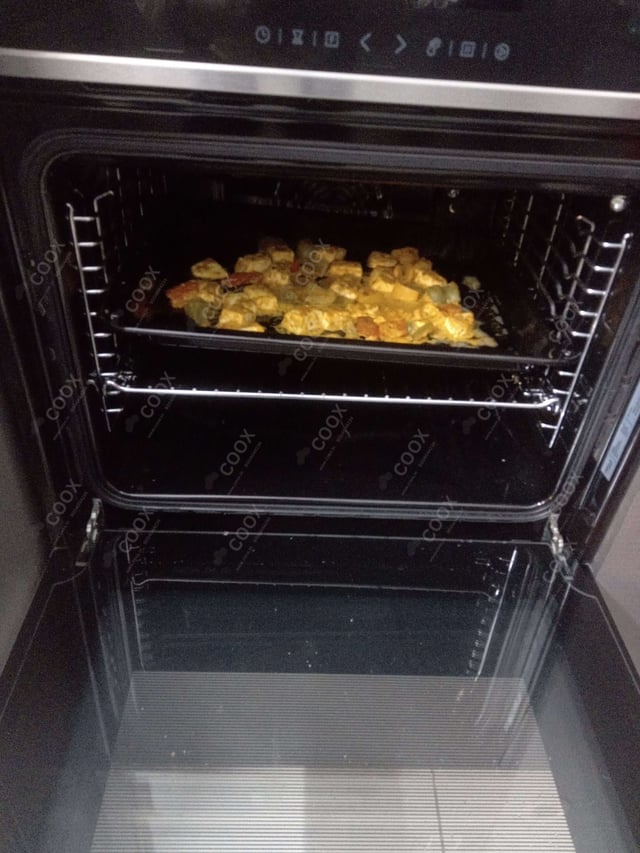 Delicious Paneer Tikka prepared by COOX