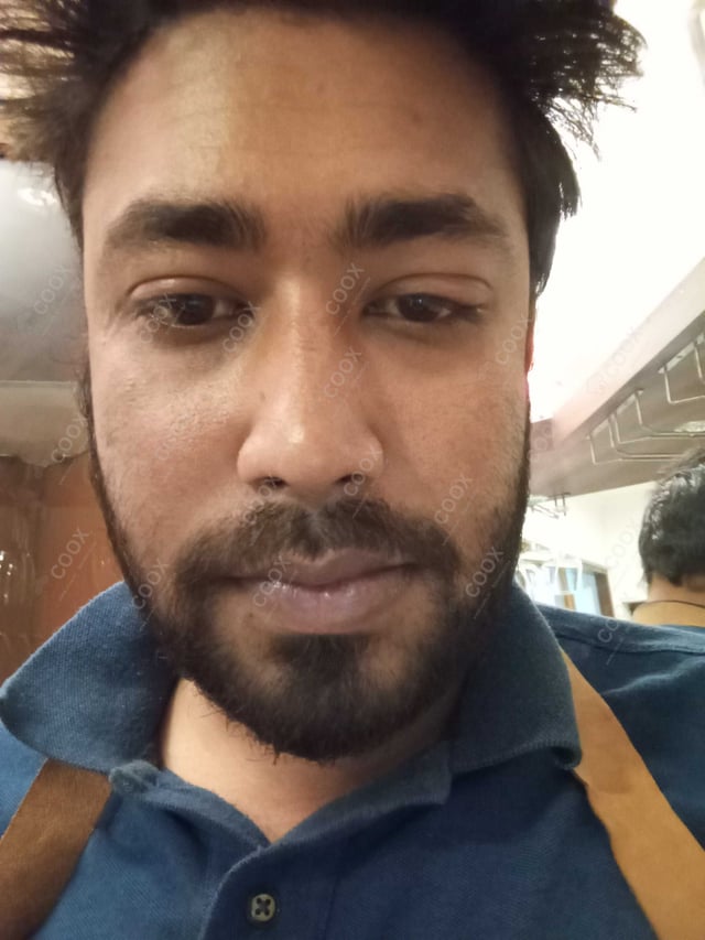 Chef from COOX at bookings. Professional cooks chefs at home