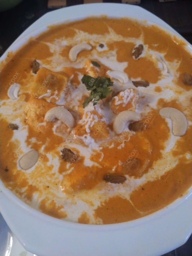 Tasty Shahi Paneer cooked by COOX chefs cooks during occasions parties events at home