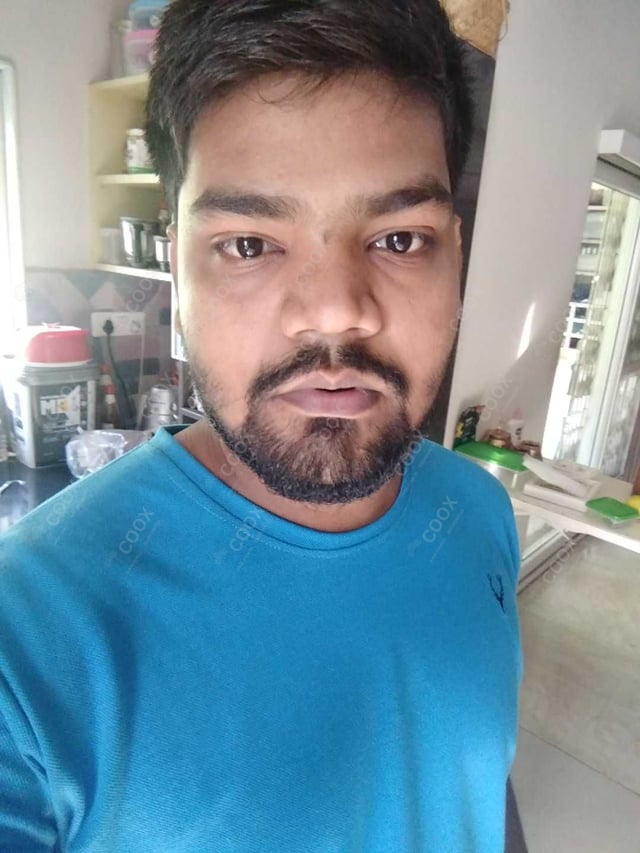 Chef from COOX at bookings. Professional cooks chefs at home