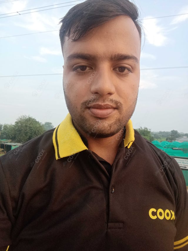 Chef from COOX at bookings. Professional cooks chefs at home