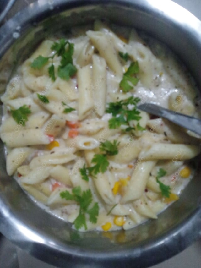Delicious Pasta in White Sauce prepared by COOX