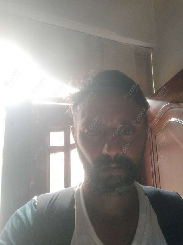 Chef from COOX at bookings. Professional cooks chefs at home