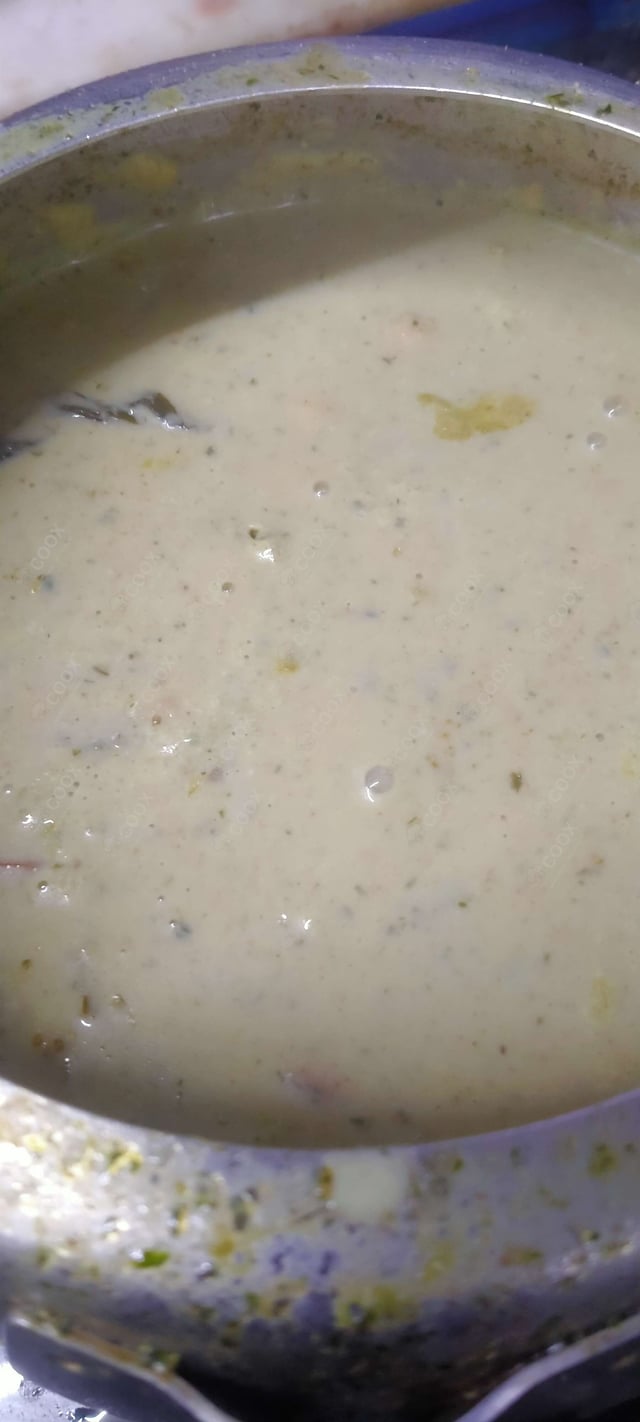 Tasty Green Thai Curry cooked by COOX chefs cooks during occasions parties events at home