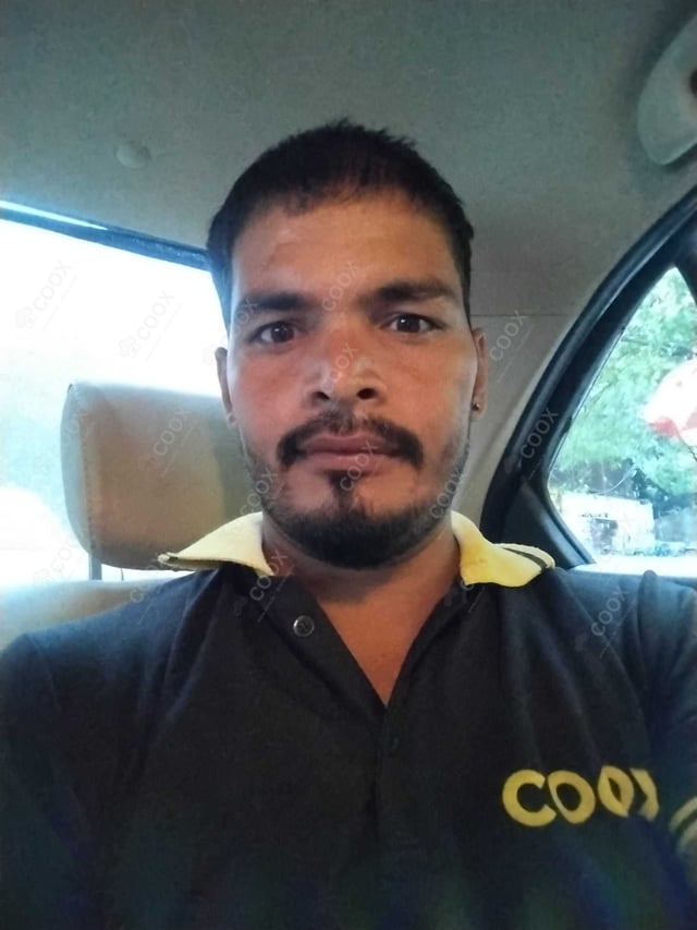 Chef from COOX at bookings. Professional cooks chefs at home