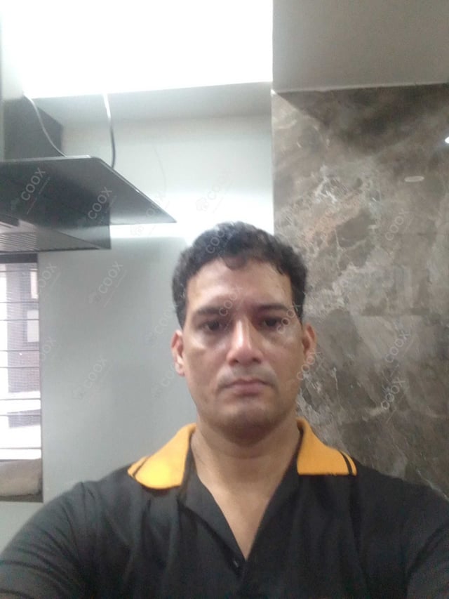 Chef from COOX at bookings. Professional cooks chefs at home