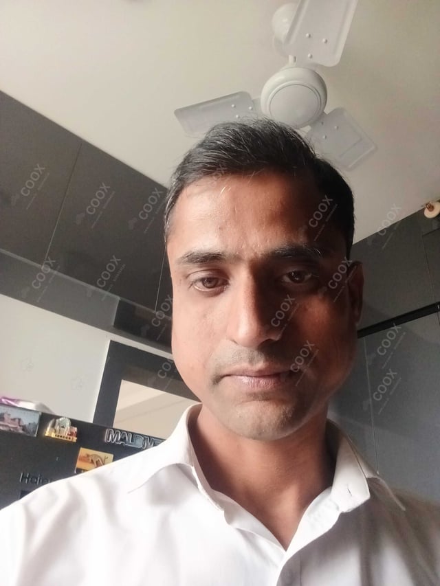 Chef from COOX at bookings. Professional cooks chefs at home