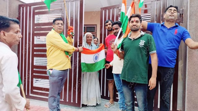 Happy Moment by COOX