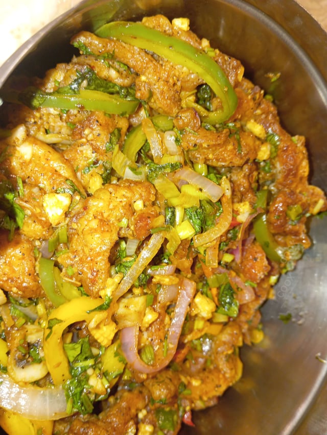 Tasty Thai Basil Chicken cooked by COOX chefs cooks during occasions parties events at home