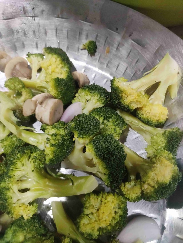 Tasty Vegetable Stir Fry cooked by COOX chefs cooks during occasions parties events at home