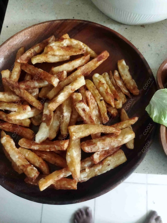 Tasty Peri Peri Fries cooked by COOX chefs cooks during occasions parties events at home