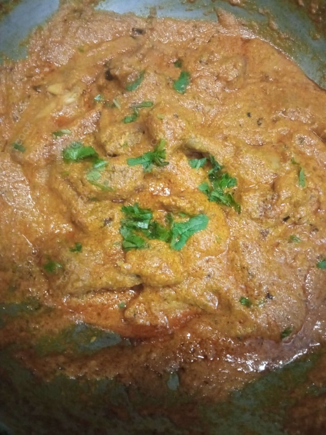 Tasty Chicken Korma cooked by COOX chefs cooks during occasions parties events at home