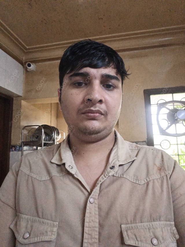 Chef from COOX at bookings. Professional cooks chefs at home