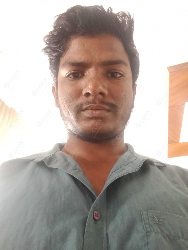 Chef from COOX at bookings. Professional cooks chefs at home