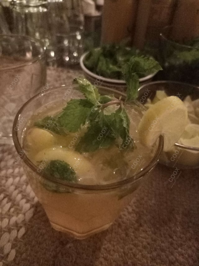 Tasty Gin Sour cooked by COOX chefs cooks during occasions parties events at home