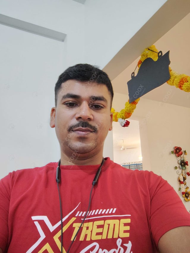 Chef from COOX at bookings. Professional cooks chefs at home