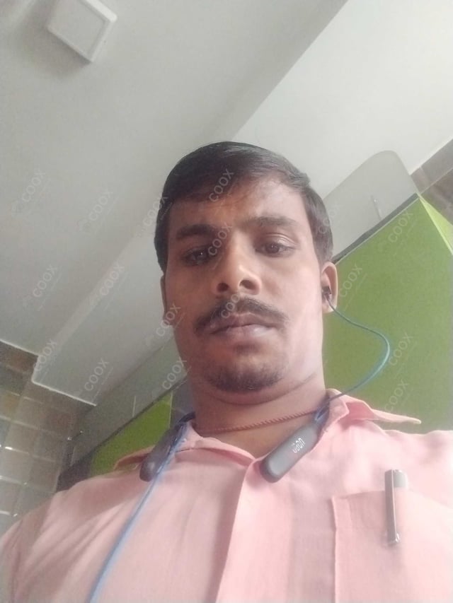 Chef from COOX at bookings. Professional cooks chefs at home