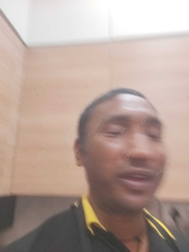 Chef from COOX at bookings. Professional cooks chefs at home