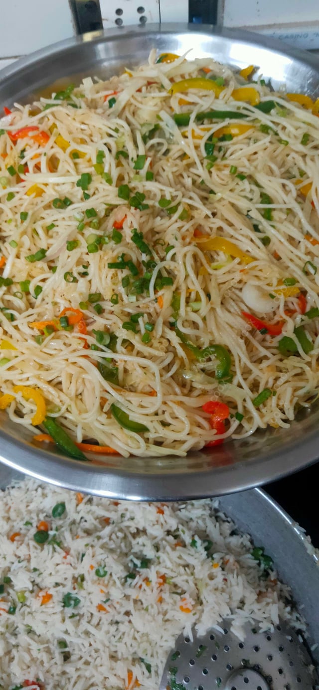 Tasty Veg Hakka Noodles cooked by COOX chefs cooks during occasions parties events at home