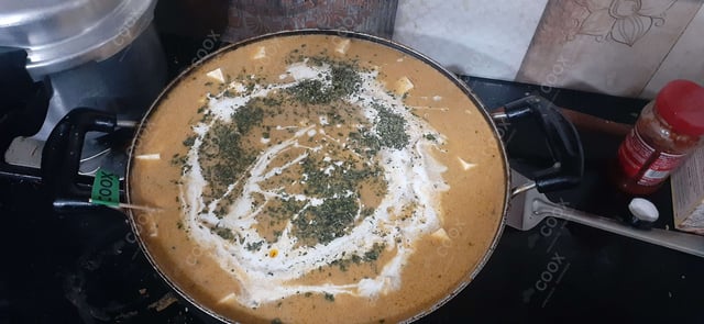 Tasty Shahi Paneer cooked by COOX chefs cooks during occasions parties events at home