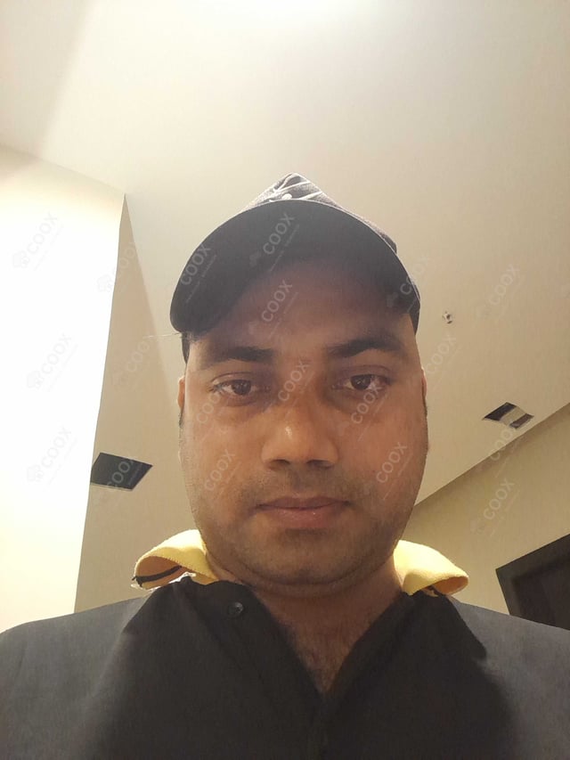 Chef from COOX at bookings. Professional cooks chefs at home