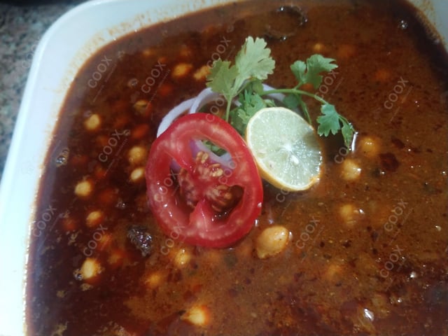 Tasty Chole cooked by COOX chefs cooks during occasions parties events at home