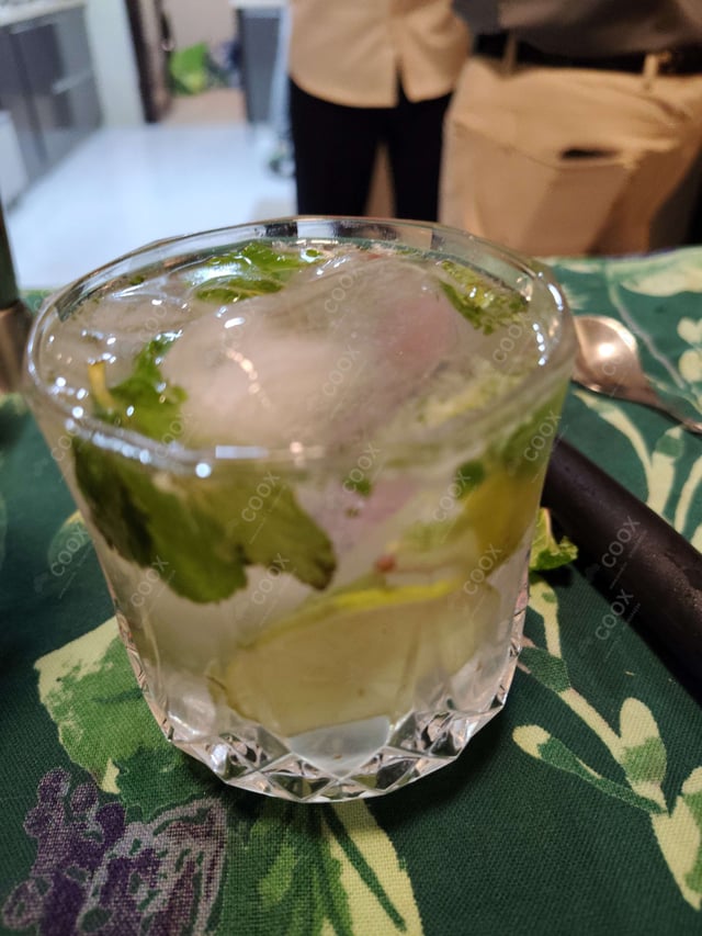 Tasty Mojito cooked by COOX chefs cooks during occasions parties events at home